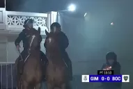 Video: el momento en el que la policía le dispara a un camarógrafo de TyC Sports