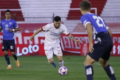 Huracán le ganó a Talleres y no se baja de la pelea por el campeonato