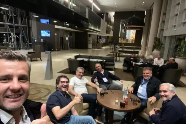 La oposición prepara una cumbre para definir estrategias