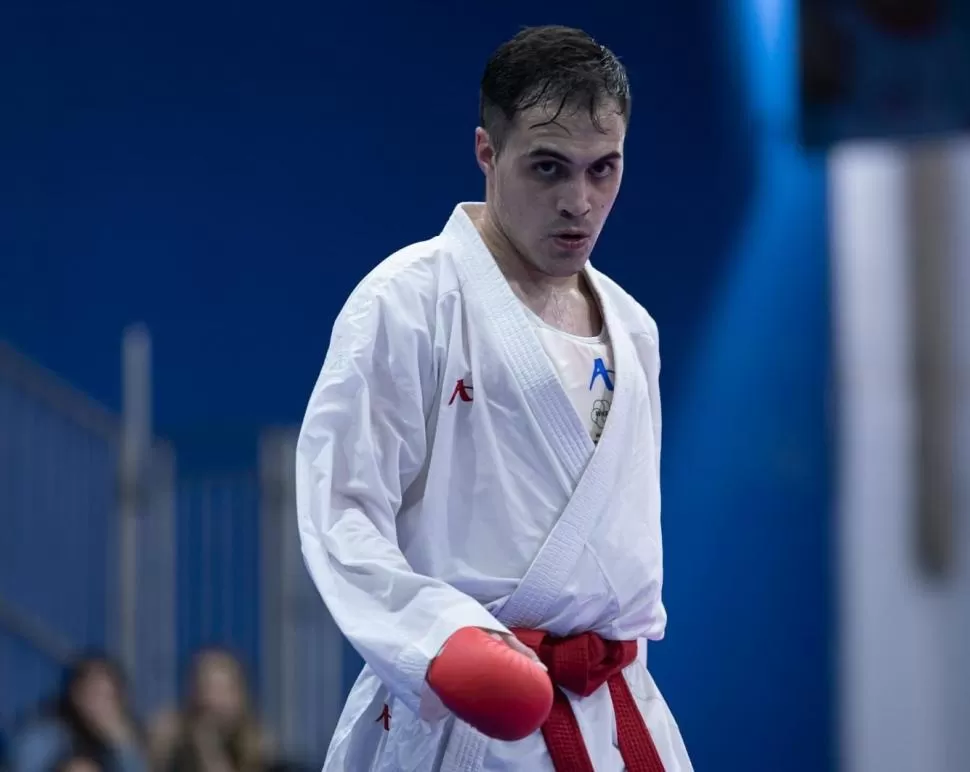 CUMPLIÓ.  Con su medalla de bronce, Navarro entró en los Panamericanos. 