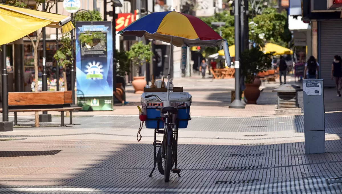 ALTAS TEMPERATURAS. Según el pronóstico, la máxima superaría los 30 °C.