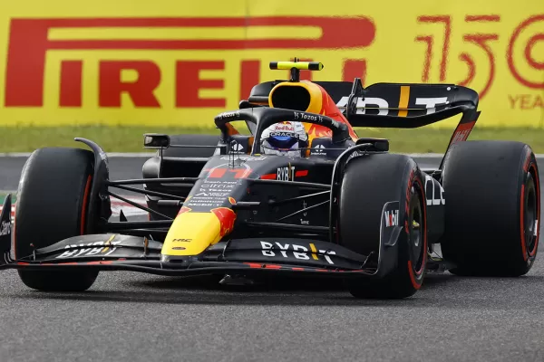 Verstappen acaricia el título en la Fórmula 1 al quedarse con la pole en Suzuka