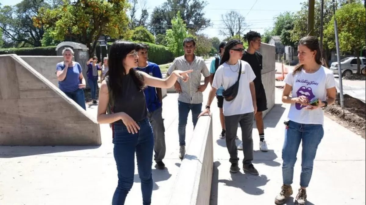Construyen una pista de parkour y skate en Tafí Viejo
