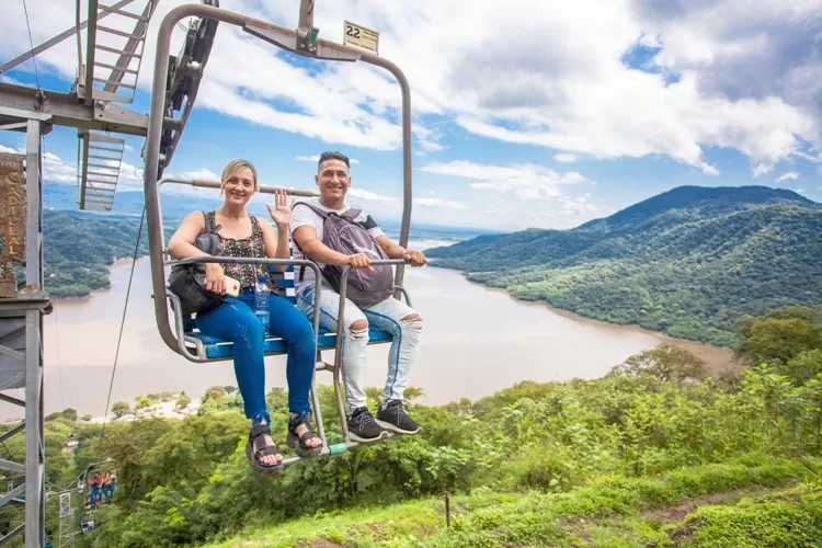 GRUPO. El Cadillal presenta múltiples actividades para realizar en familia.