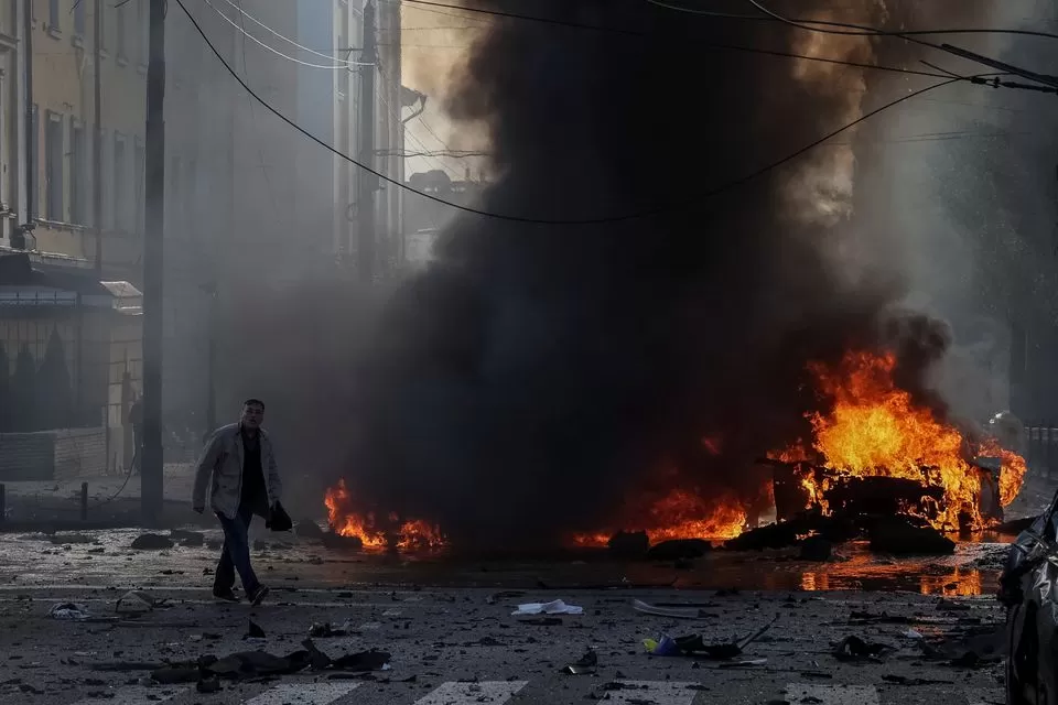 BOMBARDEO RUSO SOBRE KIEV. Foto de Reuters