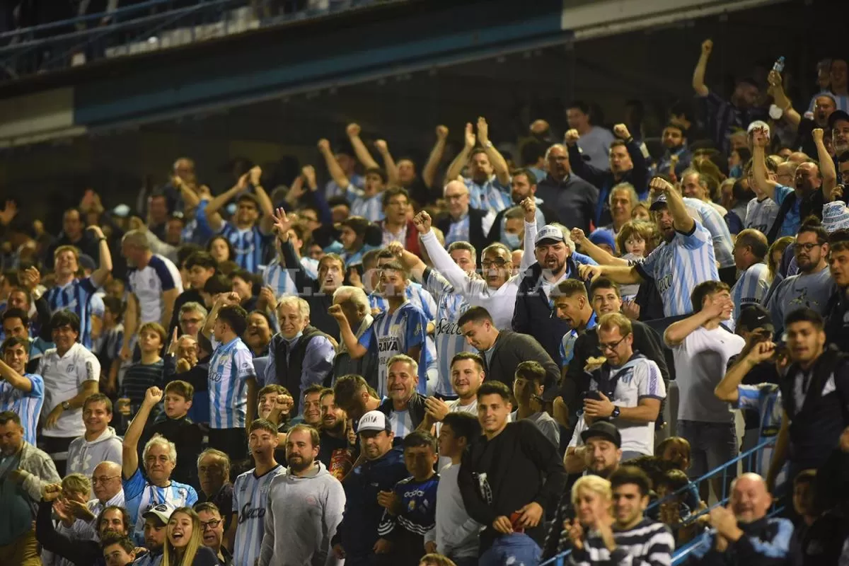 Paro de UTA: cómo se organizan los hinchas de toda la provincia para poder alentar a Atlético Tucumán mañana