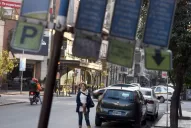 En medio del paro de UTA, aparecieron los autos Uber y las mototaxis