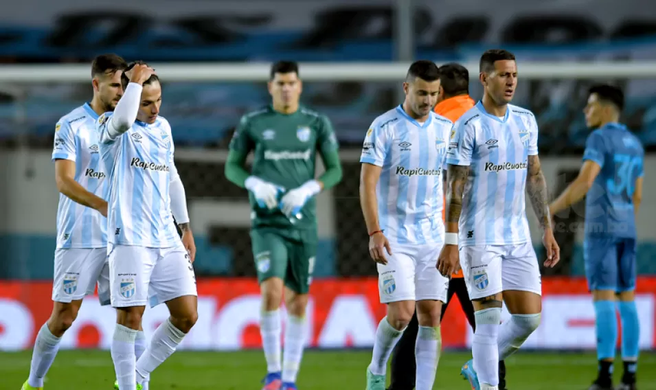 Atlético Tucumán: el silencio de Lampe en las redes y el guiño a dos hinchas