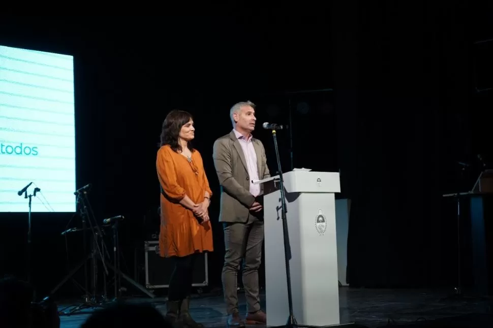 EN CONJUNTO. Jimena Sivila Soza y Gustavo Uano comparten un proyecto. 