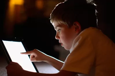 Cómo limitar el tiempo de los niños frente a la pantalla