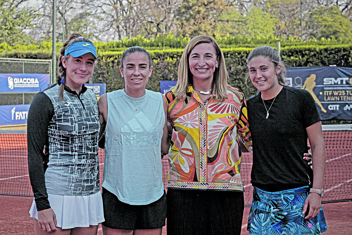 A GANAR. Sierra, Ormaechea, Paz y Riera posaron en la cancha principal.