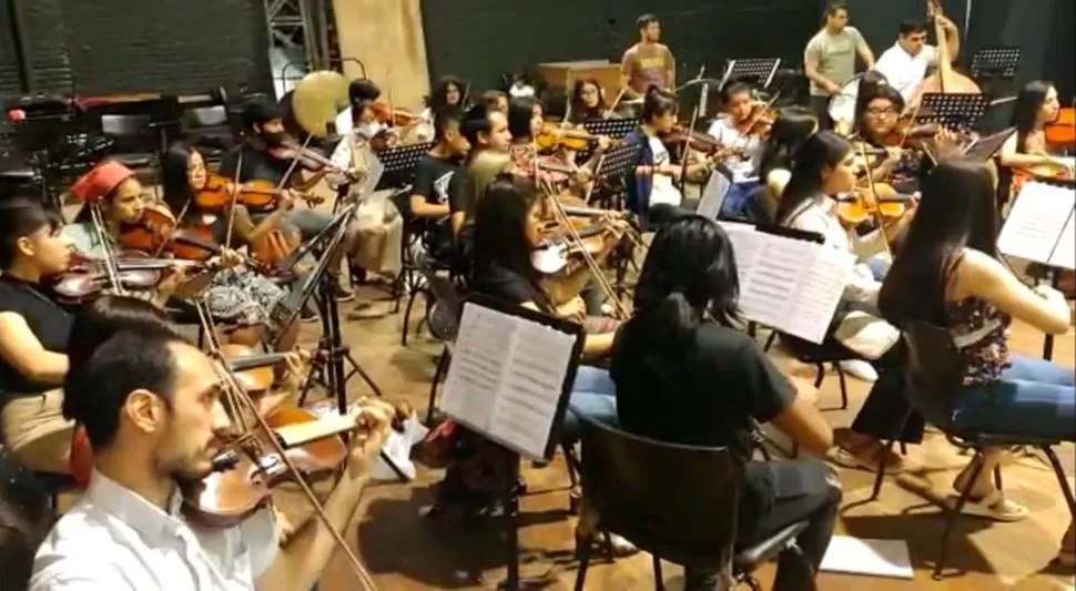 ESPÍTITU FLOYDEANO. Los chicos y jóvenes le pondrán el carácter sinfónico al repertorio que The Worms conoce tan bien desde hace 15 años.   