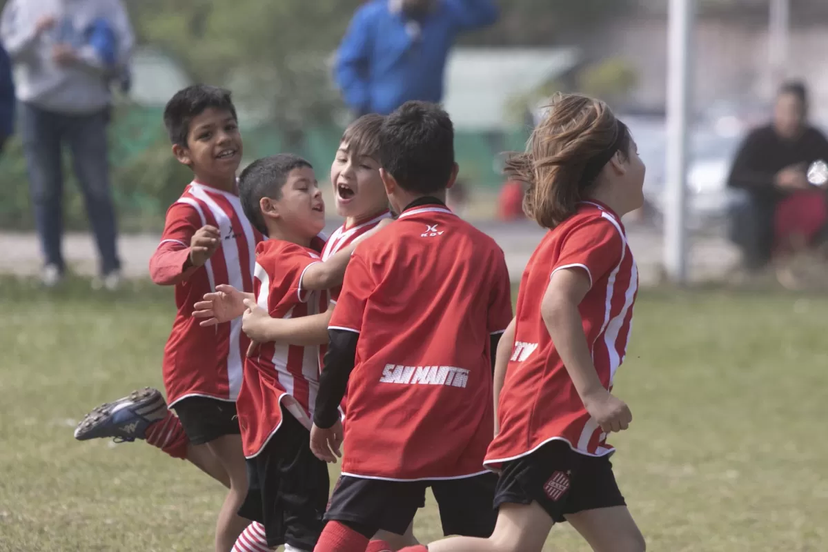 PEQUEÑAS PROMESAS. Las divisiones menores de San Martín de Tucumán. Foto de Prensa CASM