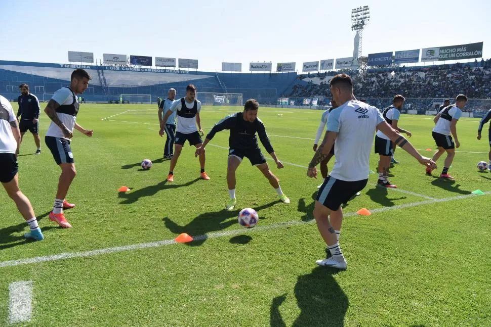 PUESTA A PUNTO. Mañana el plantel se entrenará, desde las 10, en el estadio. 