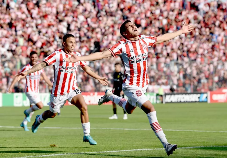 APARICIÓN. Verón debutó en la Primera Nacional esta temporada y aportó un gol. 