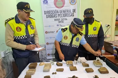 Tucumán: detienen a motociclistas con 3 kilos de marihuana