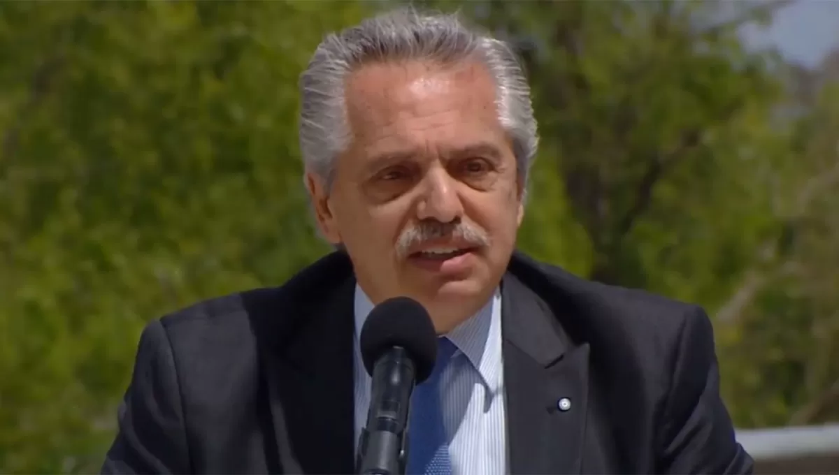 EN CAÑUELAS. Alberto Fernández. 