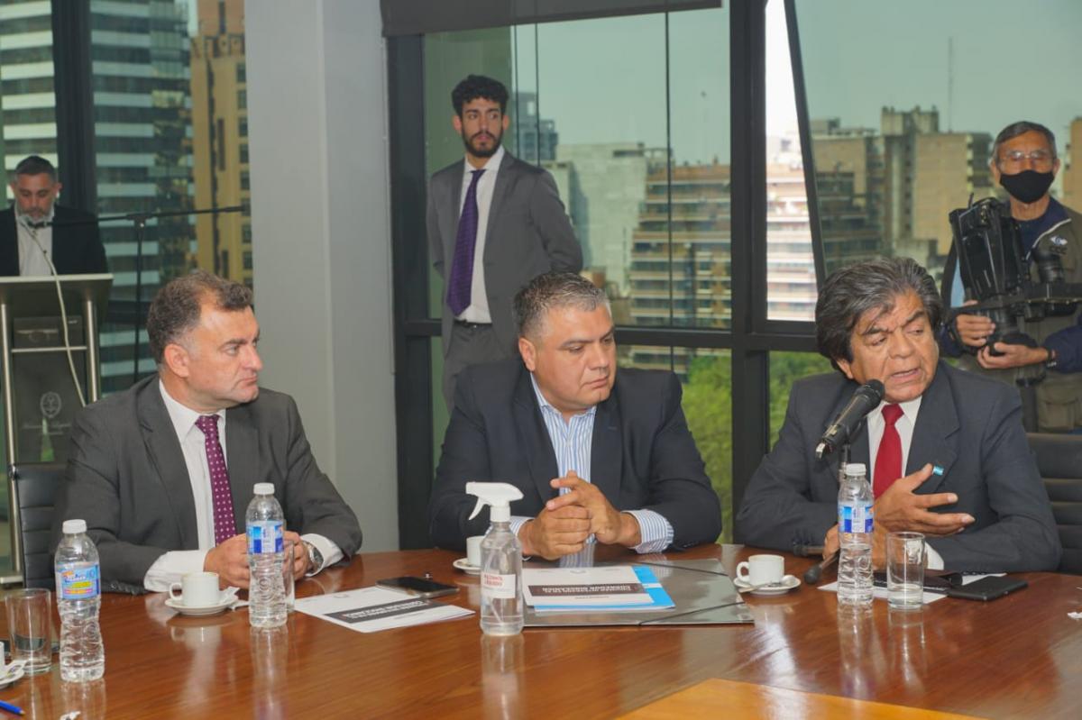 EN EL FORO. Jornada de debate y análisis en la Legislatura. Foto de Prensa Raúl Albarracín