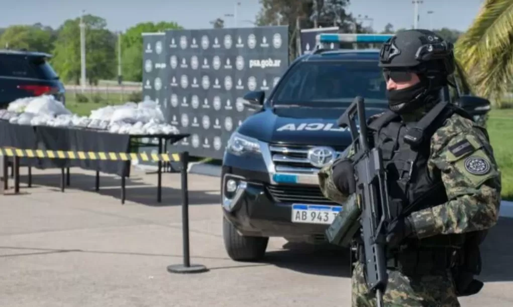 Policía de Seguridad Aeroportuaria (PSA).