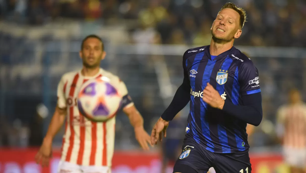 EXPERIENCIA. Cristian Menéndez fue uno de los puntos altos de Atlético en la parte final del campeonato.