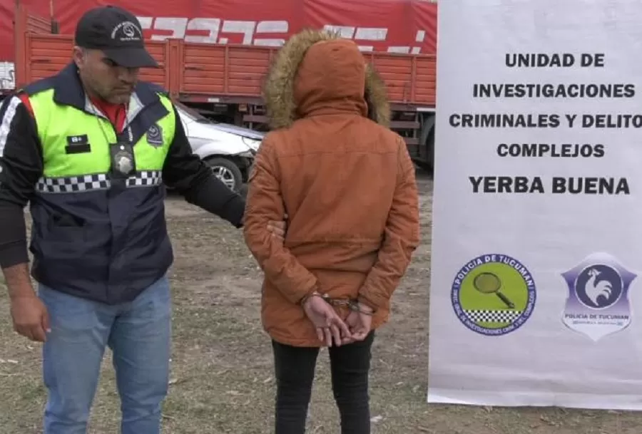 Tenía una condena condicional y circulaba armado en una moto sin identificación