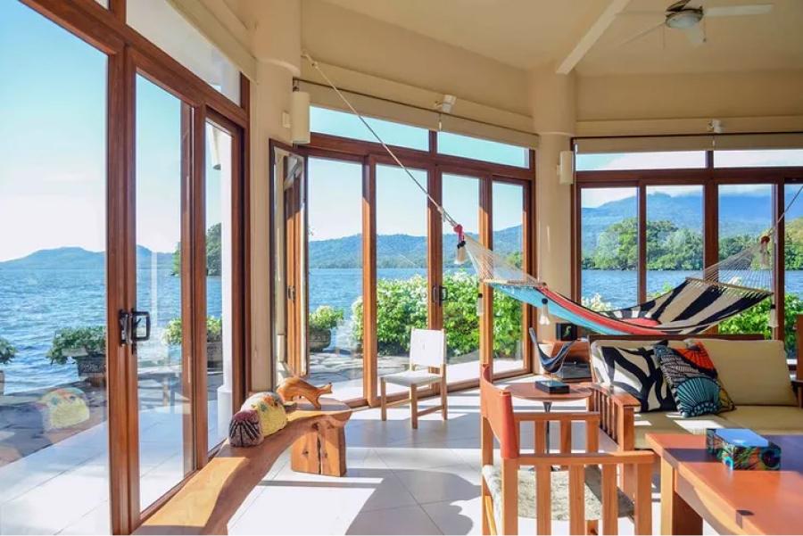 Vacaciones 2023 en el exterior: cómo alquilar en islas privadas desde U$S 50 la noche