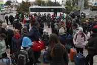 Los ucranianos ahorran electricidad y algunos se quedaron sin agua tras los últimos ataques rusos