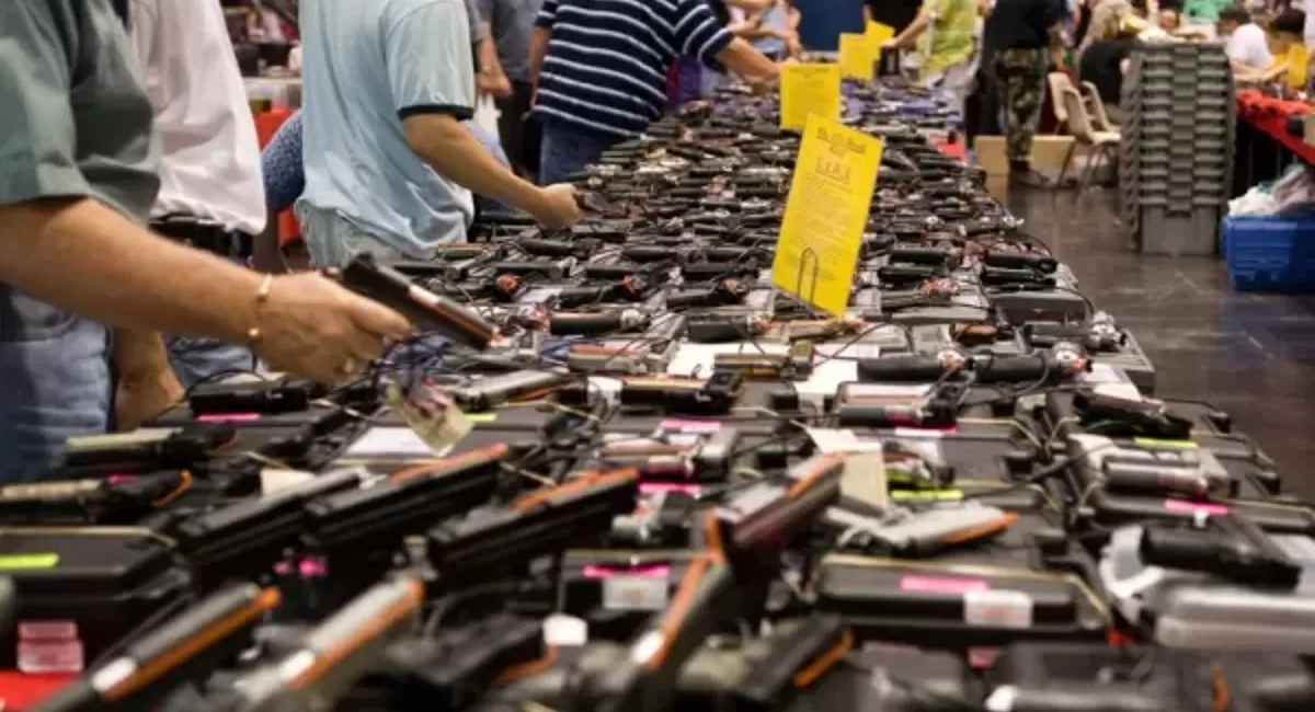 Nueva York: un juez suspendió la prohibición de portar armas en lugares de culto