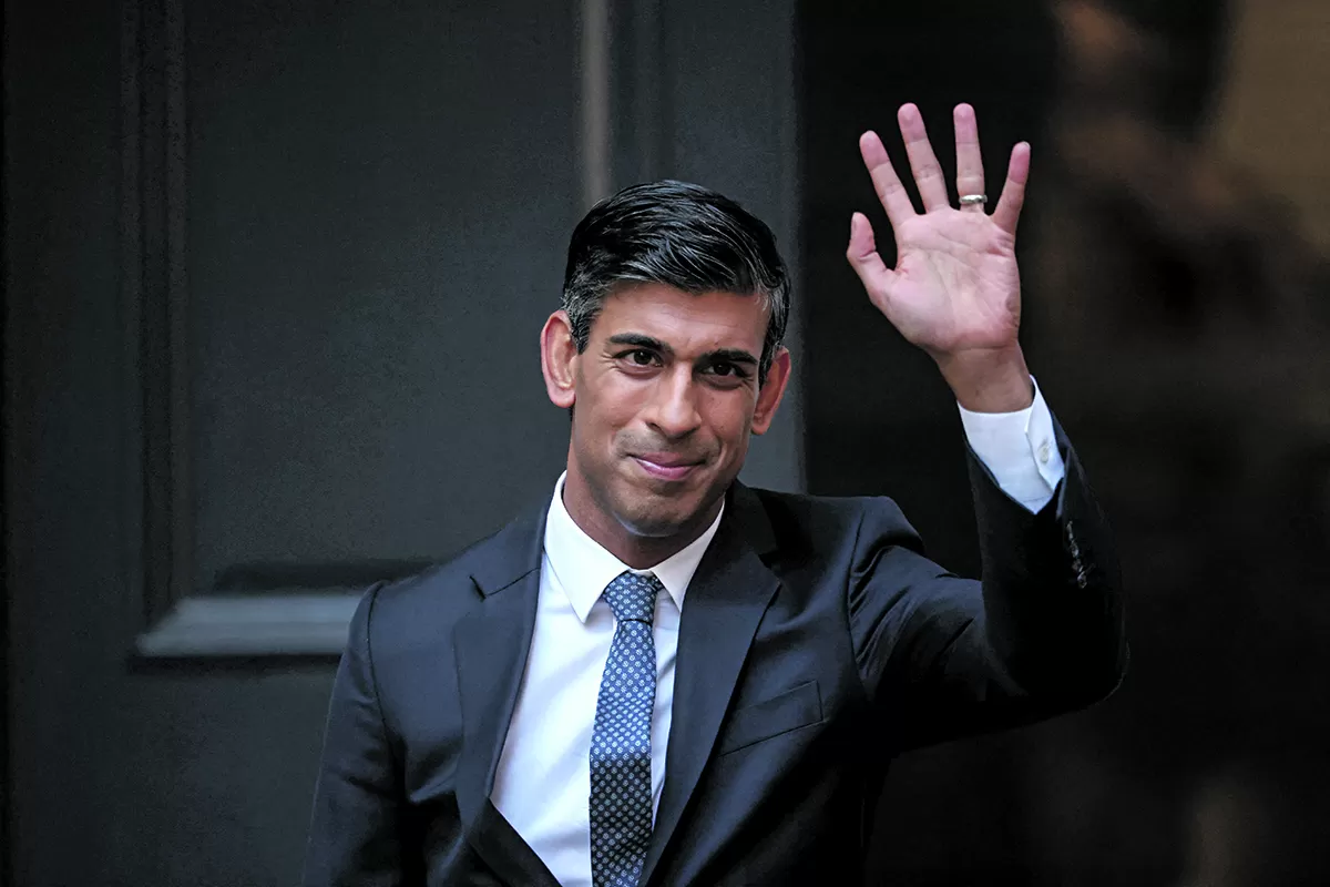 Sunak, un primer ministro “elitista” para un país en crisis