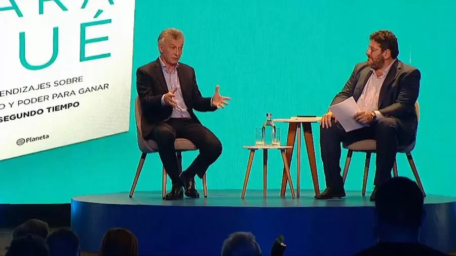 Mauricio Macri con Avelluto. 