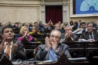 En una sesión cargada de tensiones, el oficialismo consiguió darle media sanción al Presupuesto 2023