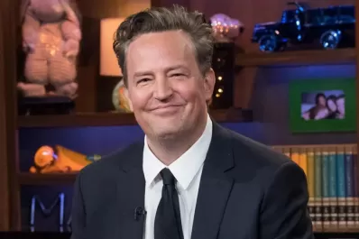 El actor que interpretó a Chandler en Friends abandonó el rodaje de una película tras un ataque al corazón