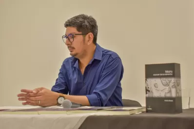 Mario Flores presenta en Tucumán sus nuevos libros