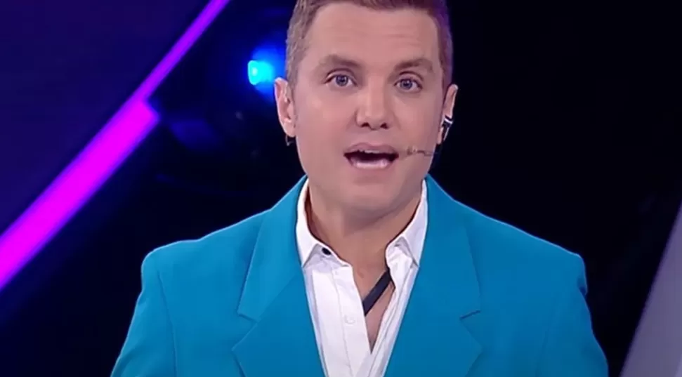 El grosero error de Santiago del Moro en plena gala de nominación en Gran Hermano