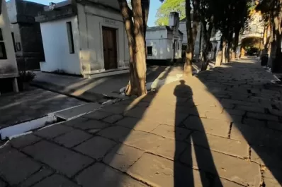 Cartas de lectores I: Cementerio del Oeste