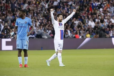 Lionel Messi recibió el premio de mejor jugador del mes en la liga de Francia