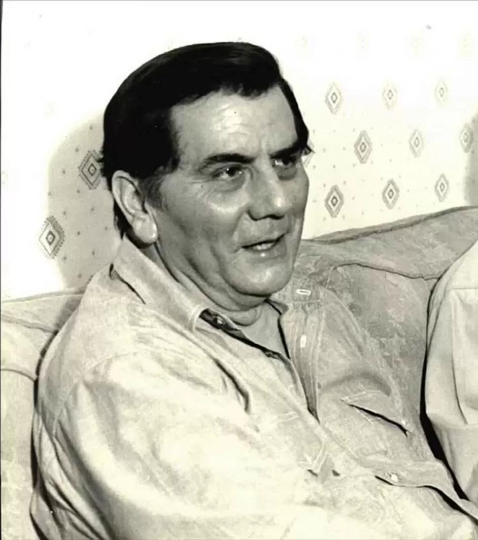 EN LA GACETA. La foto ilustra una entrevista brindada a nuestro diario, del que fue permanente colaborador. 