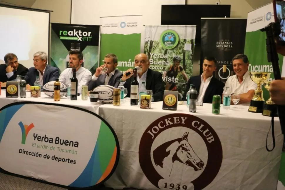 PRESENTACIÓN. El nuevo Seven de Yerba Buena fue presentado en el hotel Howard Johnson y contó con la presencia de organizadores y autoridades municipales. 