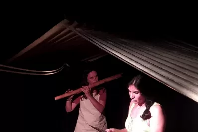 “Canto al agua”, de la destrucción a la reconstrucción