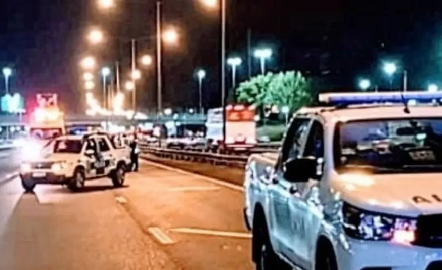 La policía montó un operativo en el lugar del hecho sobre la Panamericana.