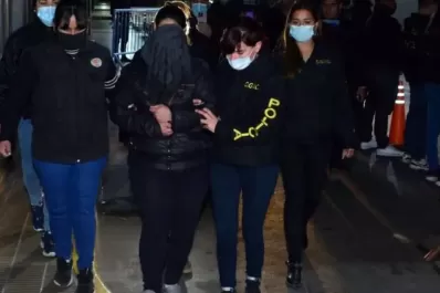 Muerte de bebés en Córdoba: una nueva prueba complica a la enfermera detenida