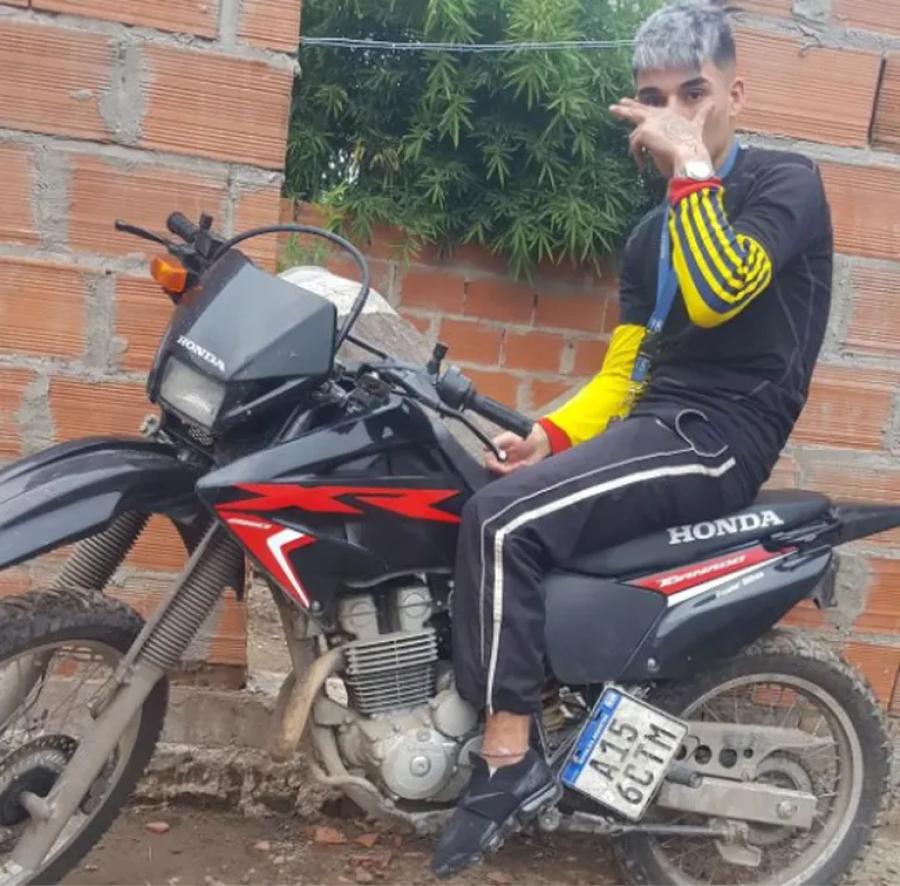 Las redes sociales del acusado del homicidio a Blaquier: fotos con armas, motos y muchos dólares