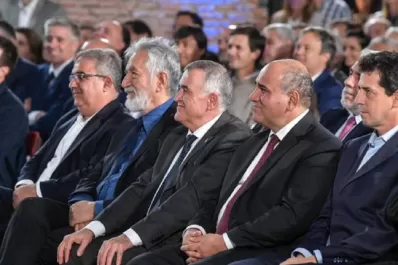 Jaldo estuvo junto a Manzur en la asunción del ministro de Desarrollo Territorial y Hábitat de la Nación