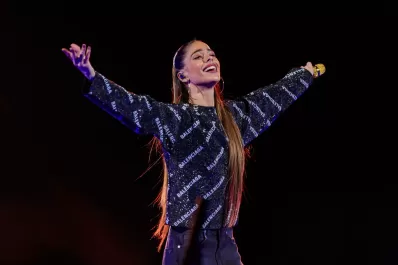 El llamativo look que eligió Tini Stoessel para cantar con Coldplay