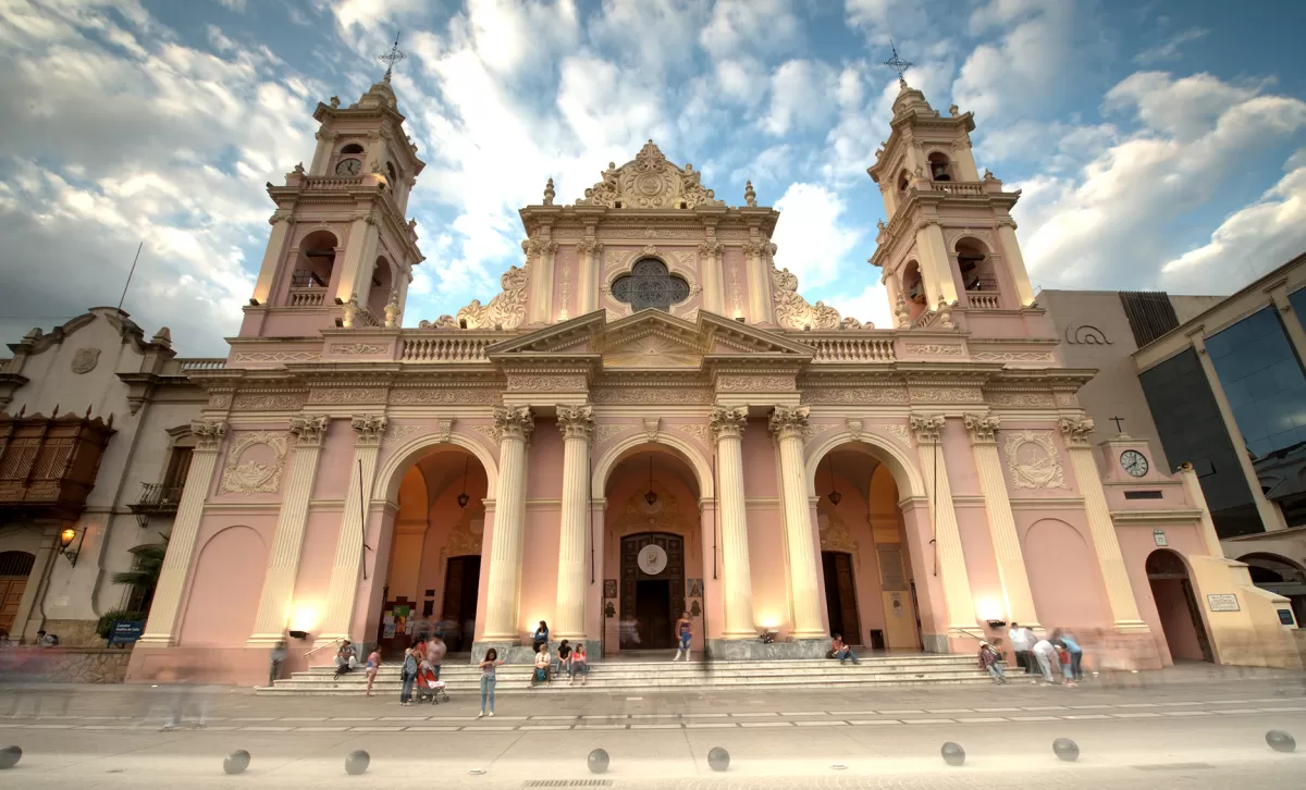Afirman que hubo un exorcismo en la Catedral de Salta