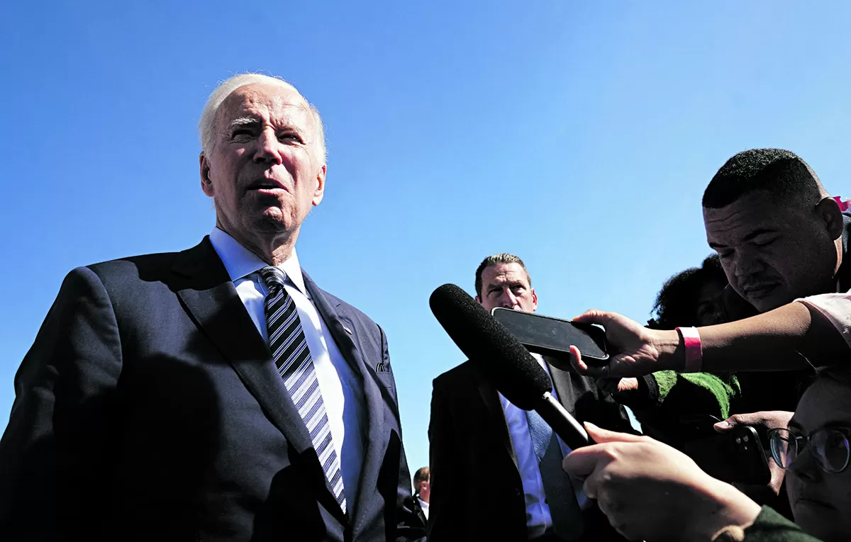 Biden se prepara para un “castigo” en las urnas