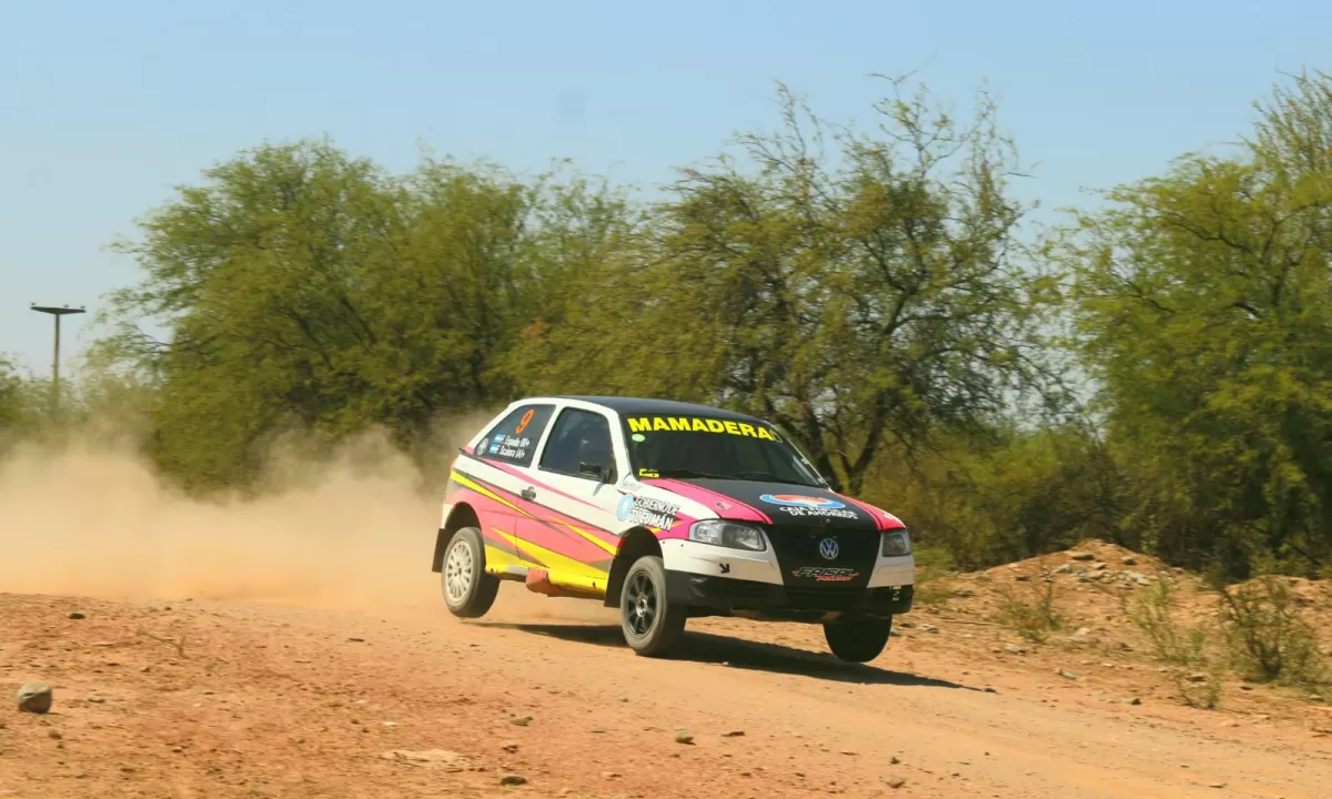 RALLY EN CATAMARCA. El tucumano tiene todo para salir campeón en Olta.