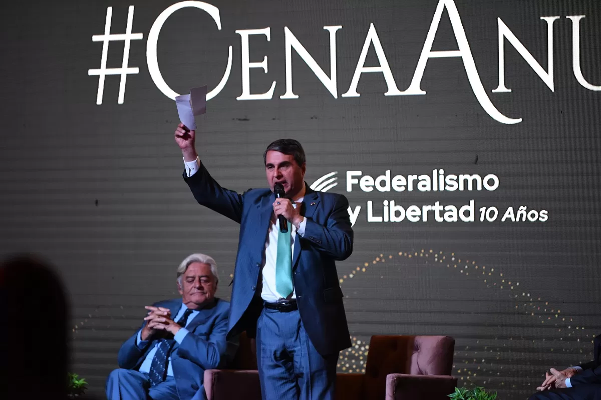 DESDE PARAGUAY. El ex presidente Federico Franco realizó un sentido homenaje a Alberdi.