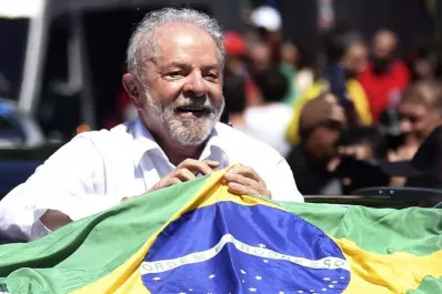 Tristeza  não  tem fim, felicidade sim, la encrucijada de Brasil. Y de Ucrania