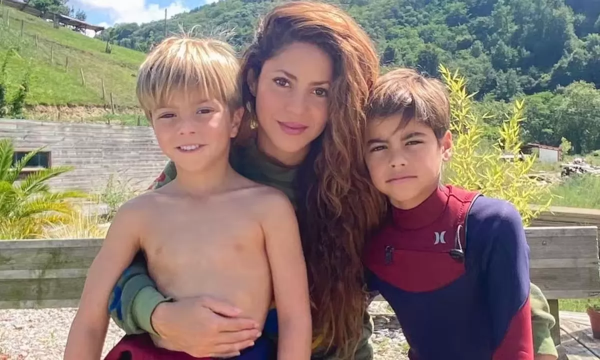 Shakira junto a sus hijos Milan y Sasha